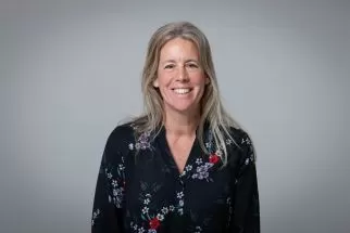 61bcda2004804_322_215!