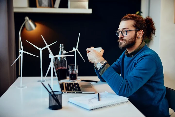 operar-de-forma-totalmente-digital___xHgOn8ras_720x0__1