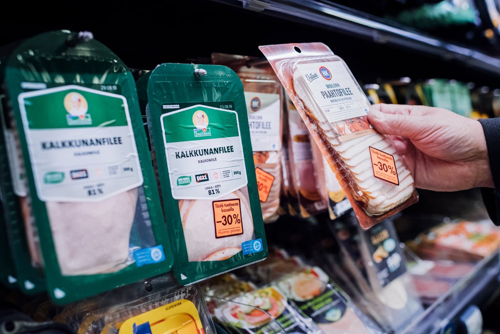 merlin_160177314_3d2b8a6f-c181-45f0-a3fd-d3ed5602cfce-jumbo