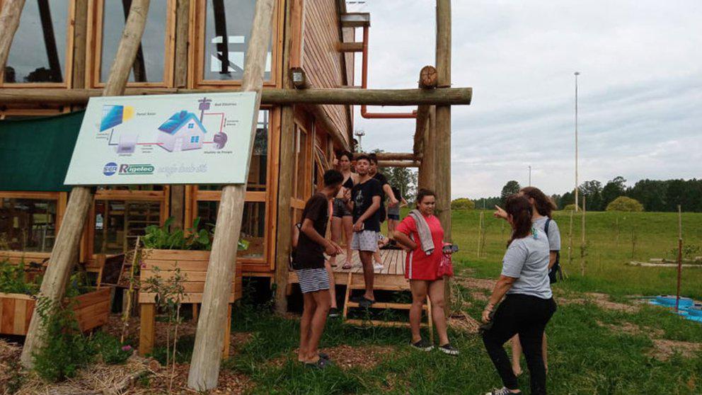 SLS4UVN7NRBJPPJ7QPT4UNE2YA