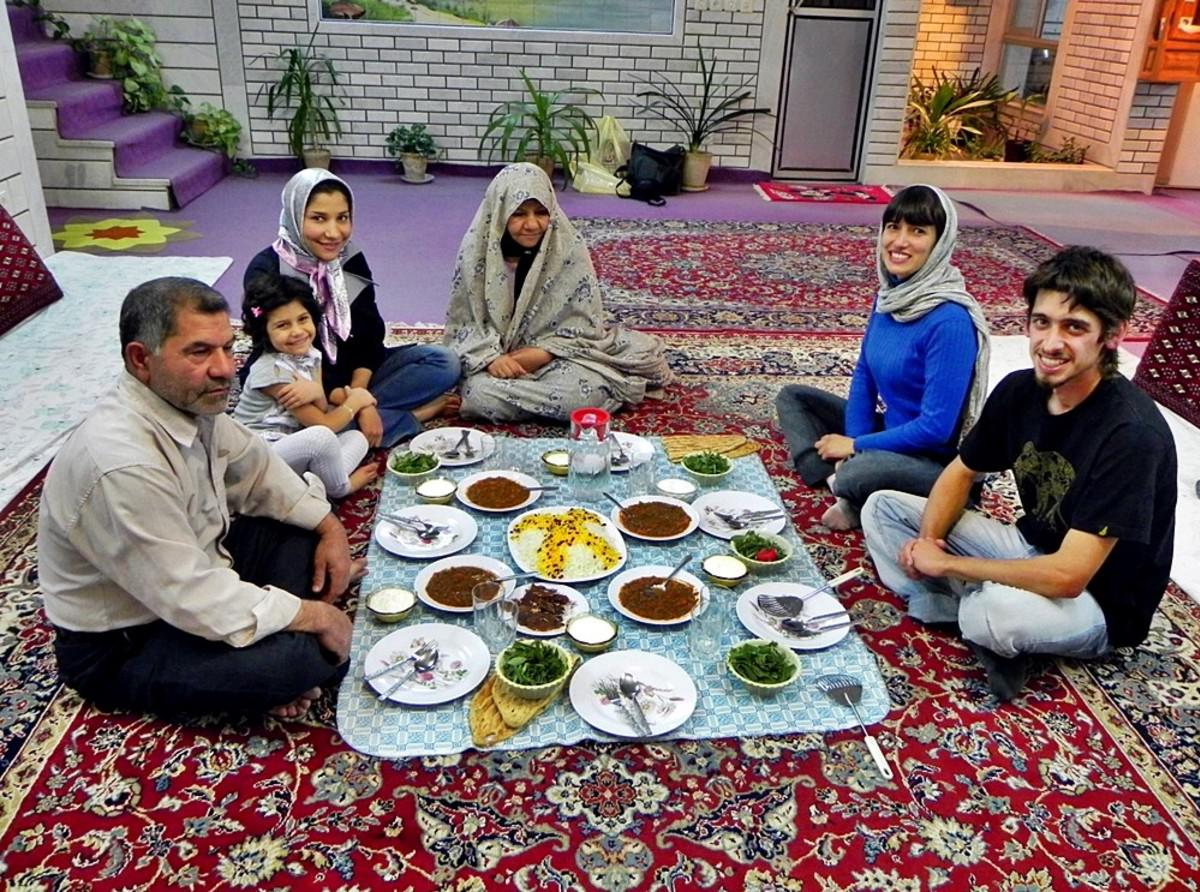 la-pareja-que-forma-marcando___BgtYj2Kb_1200x0__1