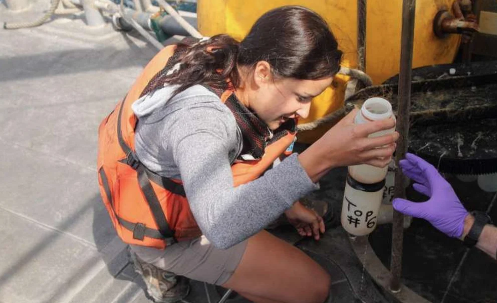 WHSGOBLIZNEK3INARJX56E4NQA