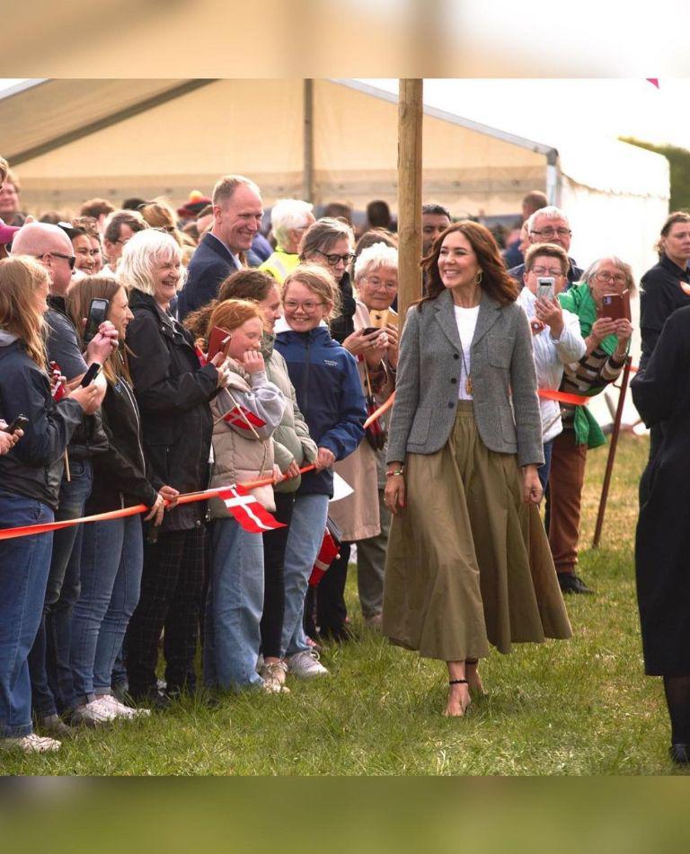 f768x1-1232620_1232747_124