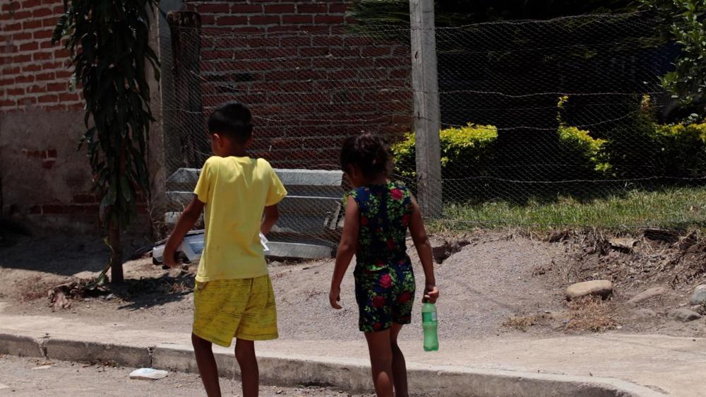 NIÑOS-CON-PESTICIDA-3