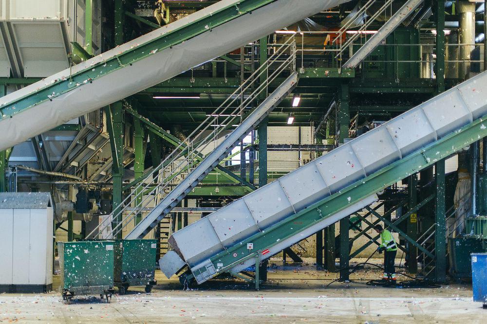 Oversiktsbilder-interiør-Infinitum-pantemottak-Heia-05-1500x0-c-default