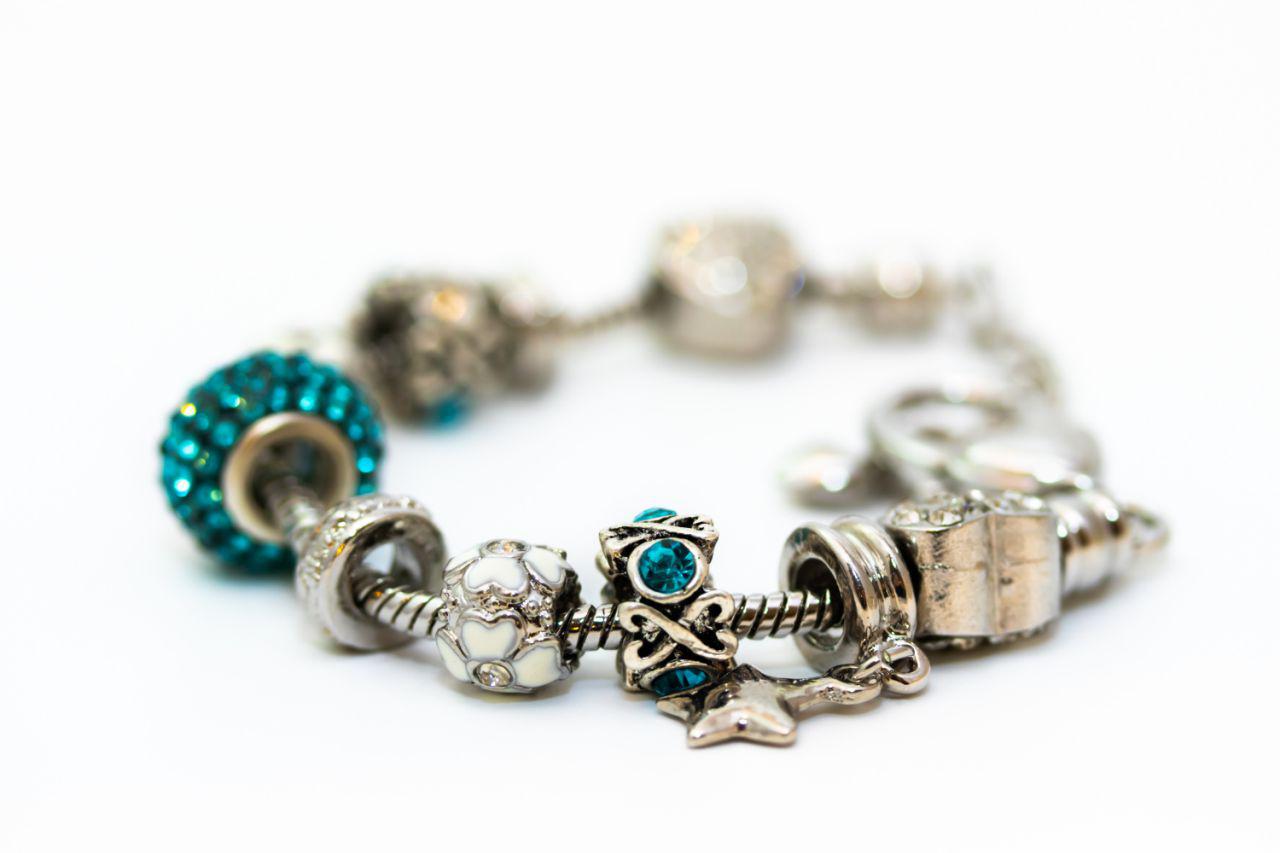 3038e2a0-a4e2-11ea-b7ff-9470f7b85e7c