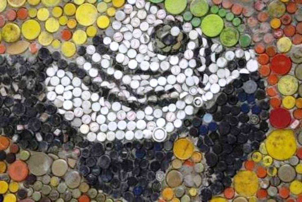 Mural-hecho-con-200.000-tapas-noticiasACN-3