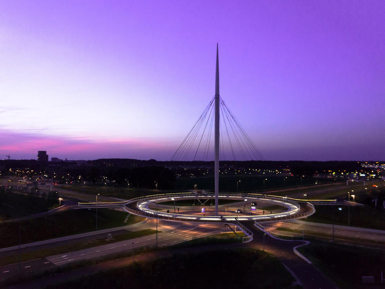 04_hovenring_credits_ipv_Delft_Helibeeld.nl