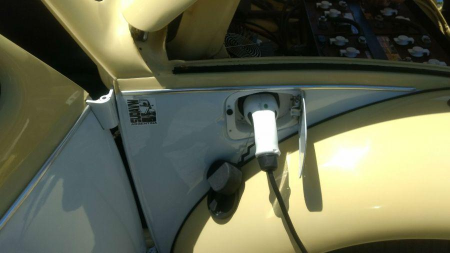 convertir-un-auto-a-electrico-en-argentina-cuesta-8000-dolares-814191