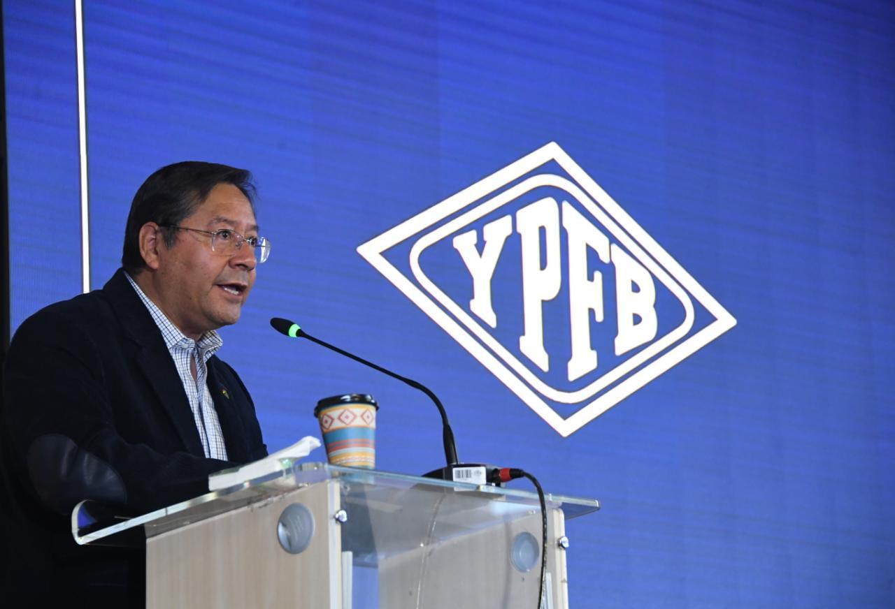 Luis-Arce-En-Acto_Prensa-Asamblea-Legislativa-Plurinacional-Bolivia_52580759779