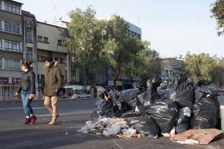 HZMVR2FJVZAHFGAXQLPOKTO47Q