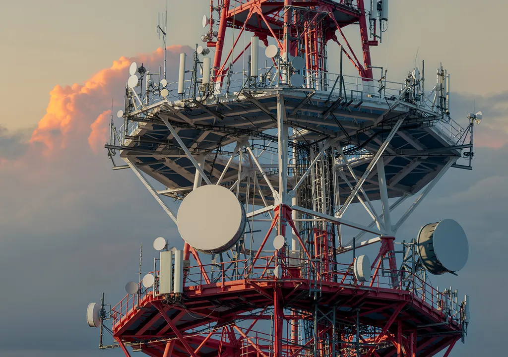 contaminacion-electromagnetica-que-es-y-como-nos-afecta-celular-wifi-antena-cancer-salud-1687600734395_1024