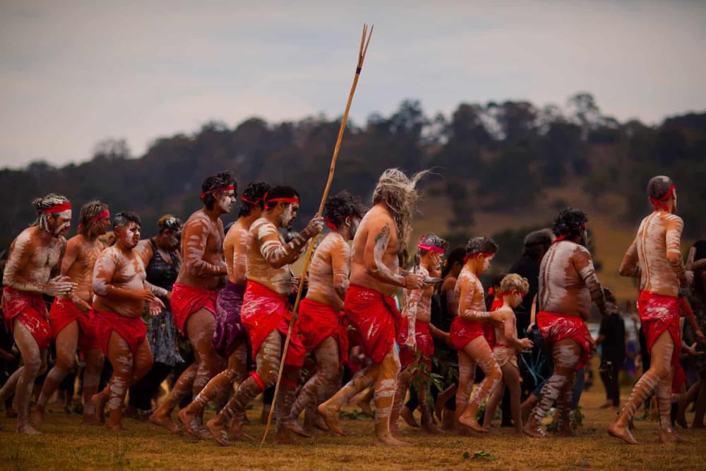 1578353936050-ritual-que-realizo-una-comunidad-nativa-para-salvar-a-australia-i