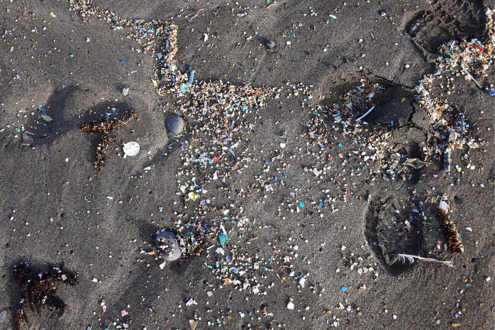 microplasticos-contaminacion.26-05-02021.medio-ambiente-1536x1024