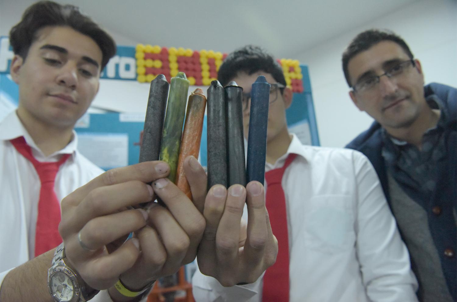 chicos-piensan-planeta-818699-194339