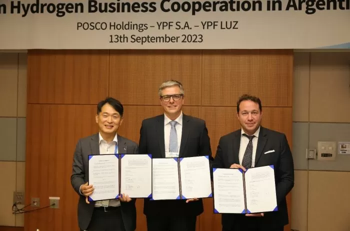 6515d3a501f3f_700_462!