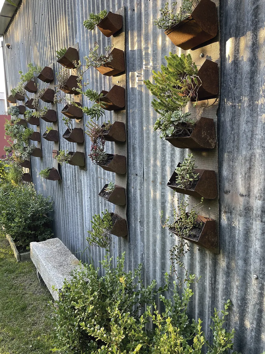 2LFT4PYOJBFKXHRAF2O257LFVA