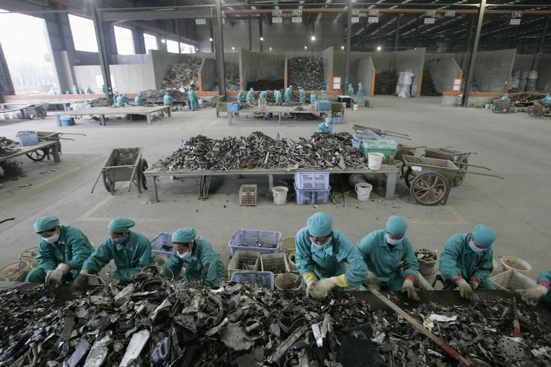 r-m1gjQetRilb5El5FXw0Ot-wF9Q8N-gJ0IiQ_elVlQ