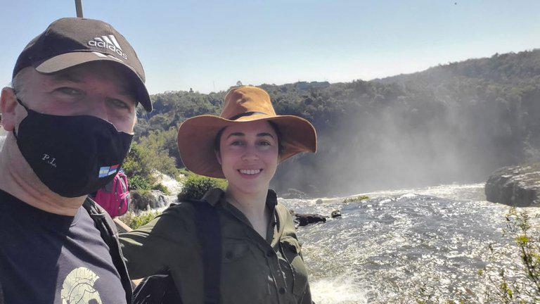 APQ6UCMKGRHYDEUMFBAPTDI64Q