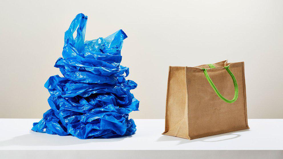 YIVVIZECMBBZZOR2IE5OJB3AVQ