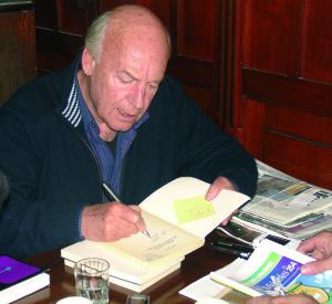 Galeano-300x275 (1)