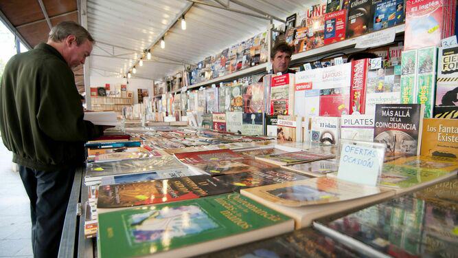 ecologia-central-Feria-Libro-Granada_1435667172_116703385_667x375