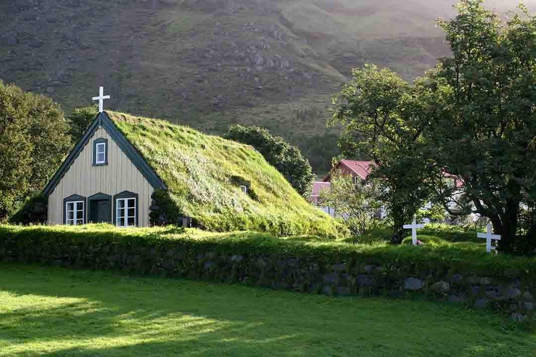 wood-and-turf-church-at-hof