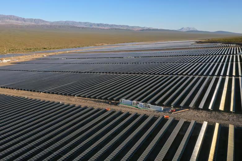 parque-solar-fotovoltaica-ullum-de-genneia-en-san-APDCSVA2UZDOFLXH2HLC4MPWNA