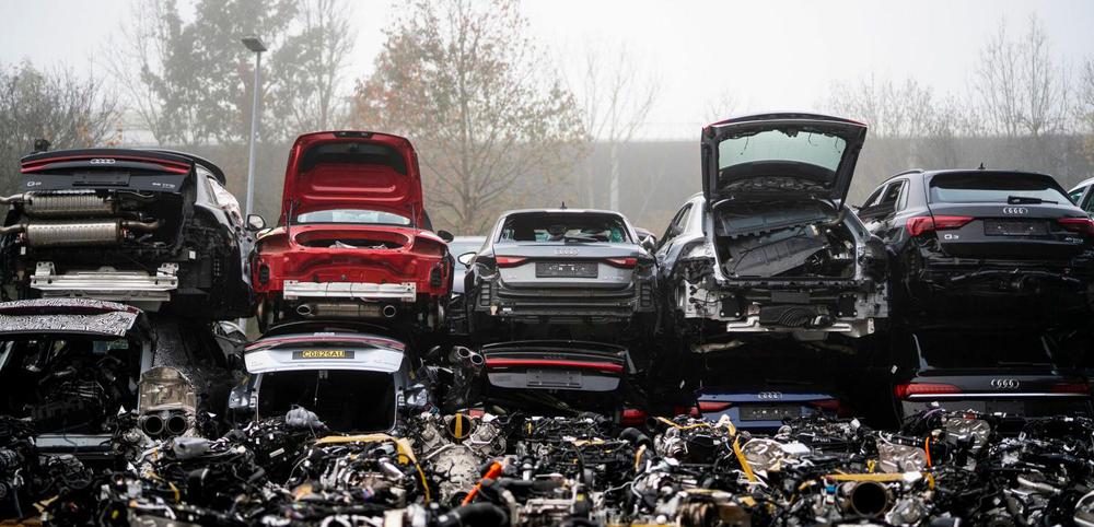Audi-Material-Loop-port