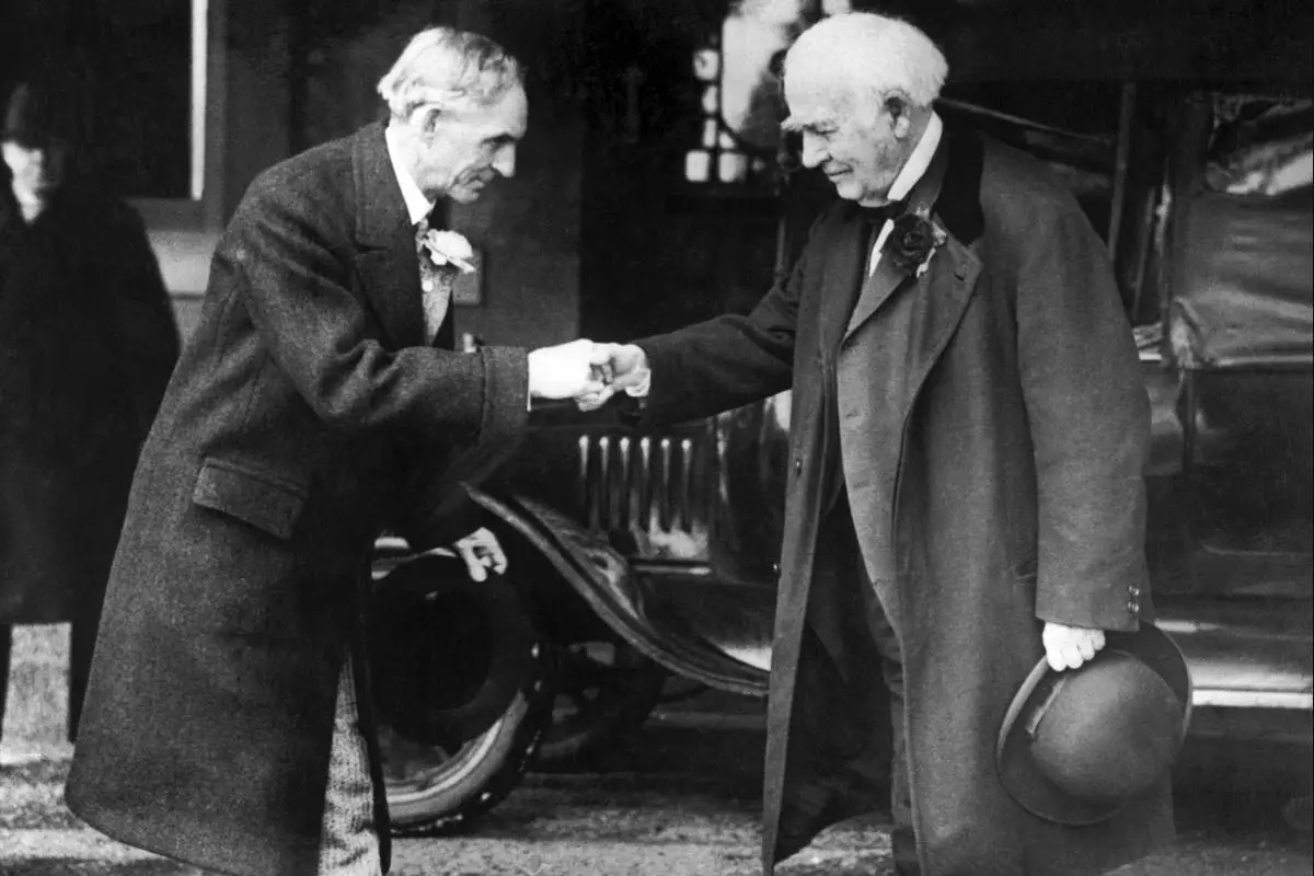 Henry-Ford-y-Thomas-Edison-3