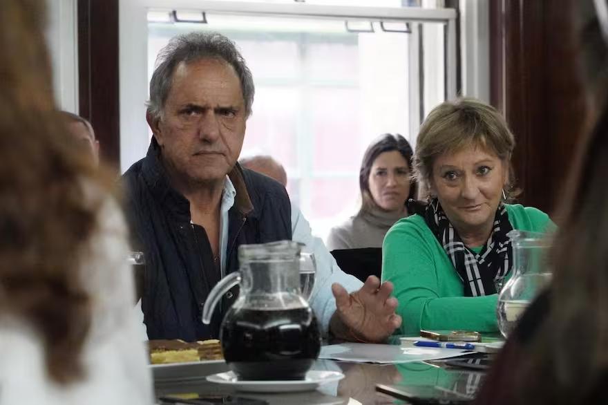 la-subsecretaria-de-ambiente-ana-lamas-acompanada-3DGMD4QGQVGZZIFBK6EDJ5YDXE