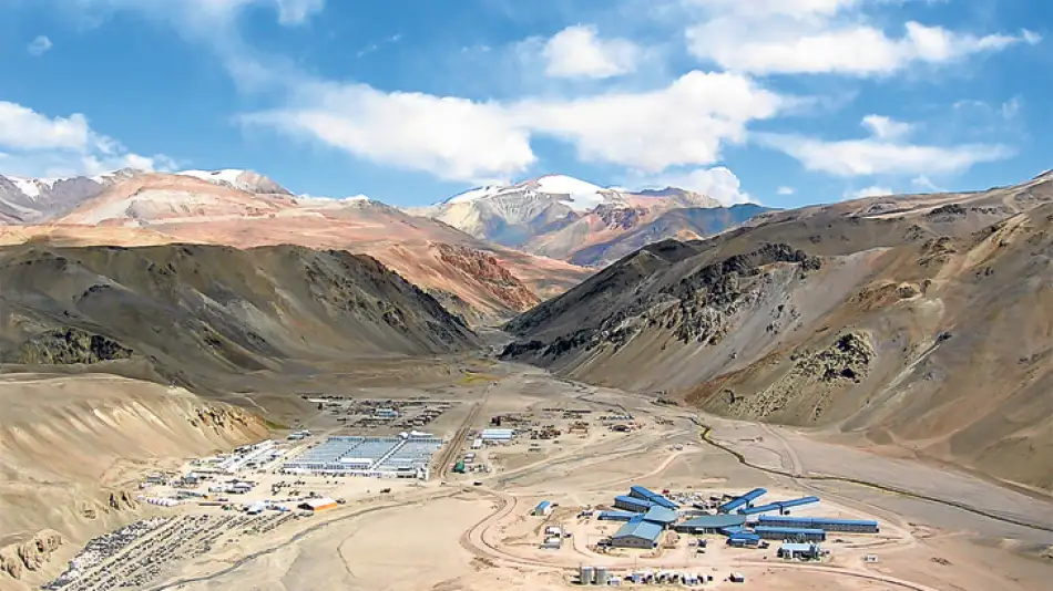 veladero-san-juan-controlada-por-barrick-canada-es-la-mayor-mina-de-oro-del-pais-en-2013-produjo-640-mil-onzas-explica-el-40-del-pbi-provincial-empleo-hasta-a-mas-de-3500-personas-paga-25059-g5