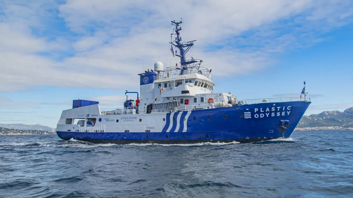 el-barco-plastic-odissey-jpg