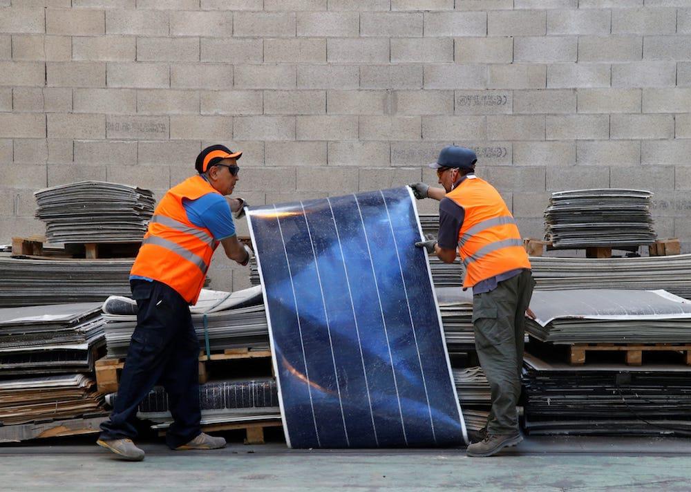 Reciclaje-paneles-veolia