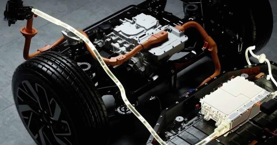 800-v-hyundai-ioniq-5-950x500