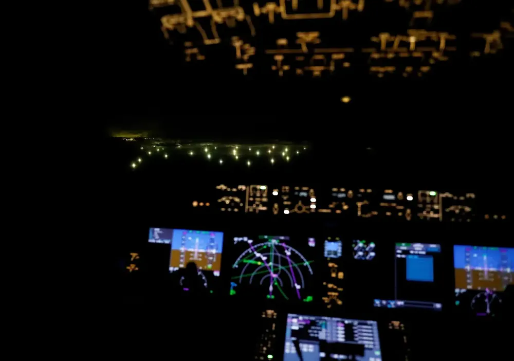 imagenes-nocturnas-de-la-ciudad-flotante-en-la-milla-200-del-mar-argentino-cientos-de-barcos-extranj