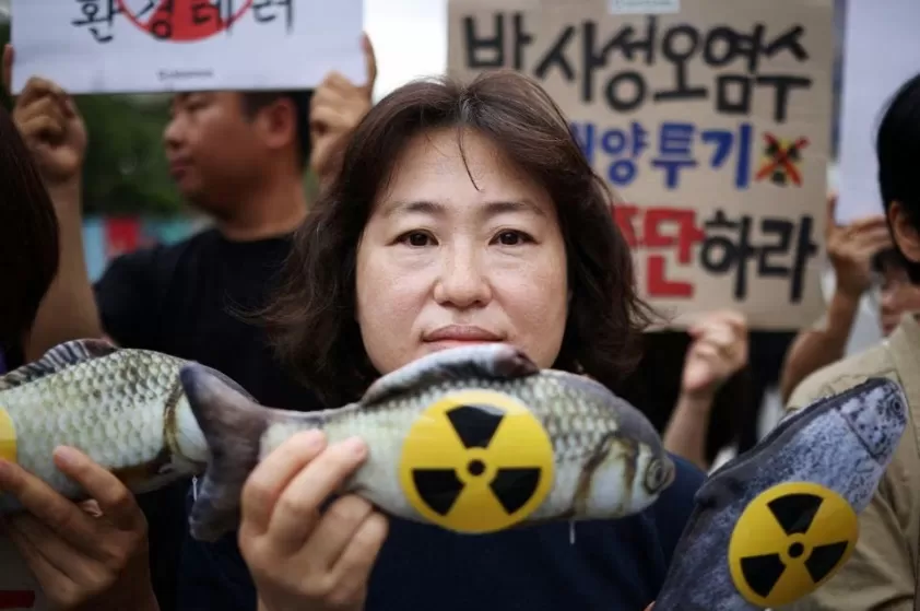 842x559_protesta-en-japn-por-la-contaminacin-1003899-225003