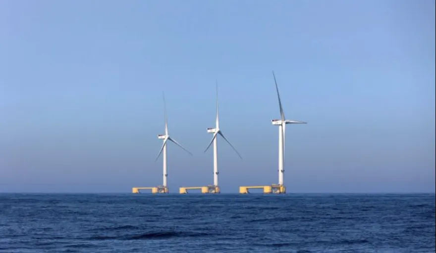 20250926110732_01-aaa-u6a1510-2-3-scaled-1-696x464