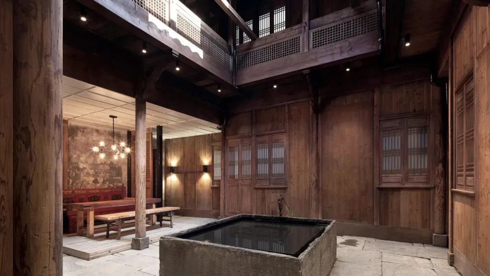 350f16c271d825869f3e7d07ce69092b