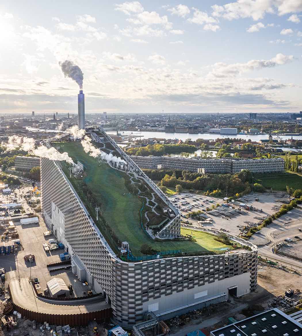 Dos en uno pista de esquí y planta de generación de energía a partir