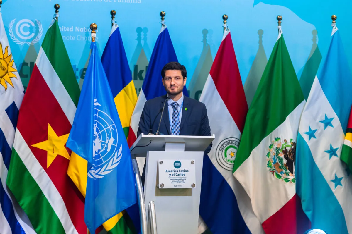 53282682971_63e2016bcf_k-1200x800