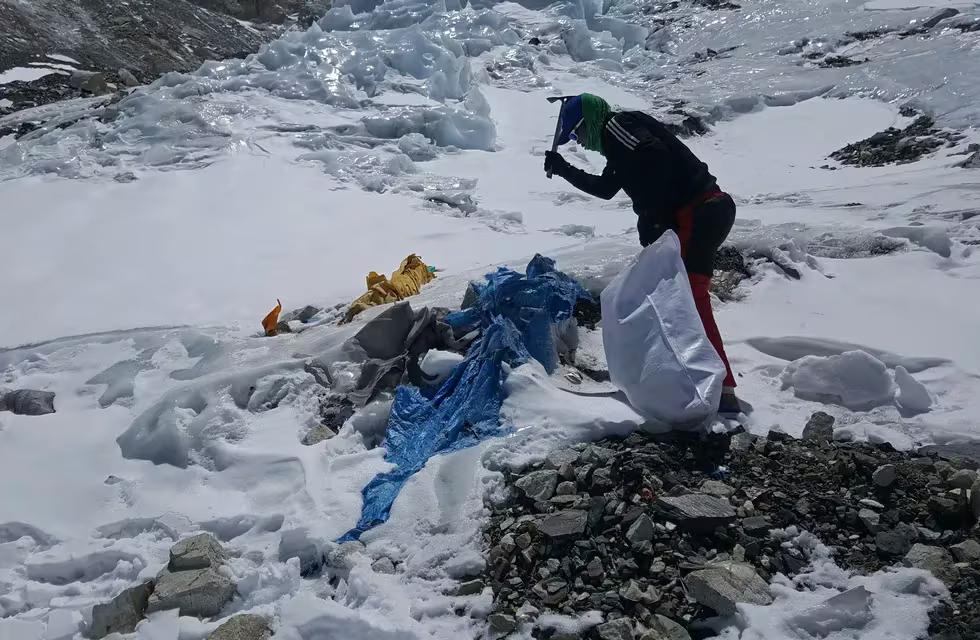 D2CEKVD7W5BZZFKYTHSA46V5NA