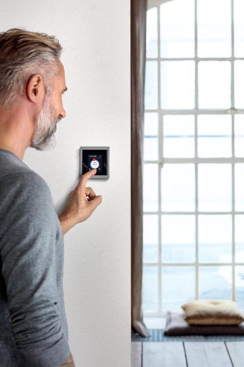 estudio-domotica-schneider-electric_00000000_59cd1a53_240124191950_1000x1500