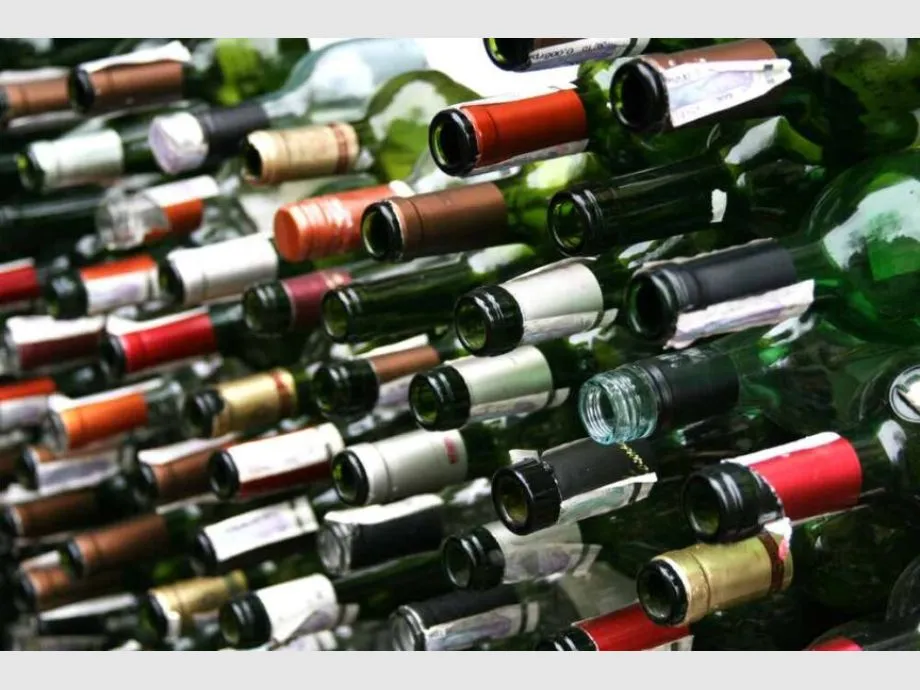 Por ley Mendicidad Explícito Ingeniosas formas de reciclar botellas de vino